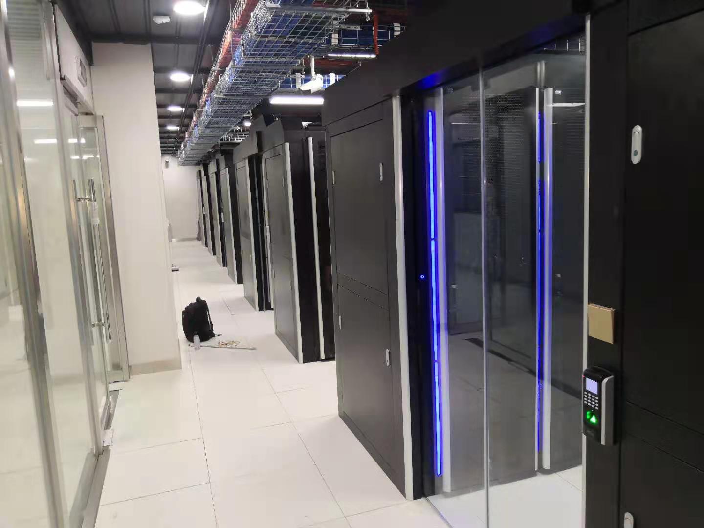 ˫����ͨ��